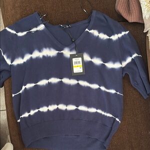 2-DKNY Blue Boxy Short Sleeve shirts